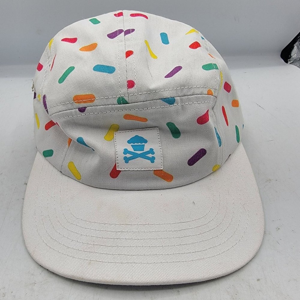Johnny Cupcakes Unisex Adults White Sprinkles 5 Panel Hat Adjustable Lightweight